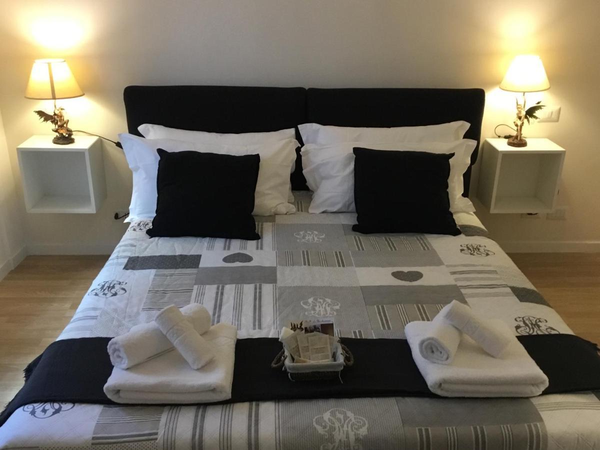 Le Fate Suites Rome Bagian luar foto