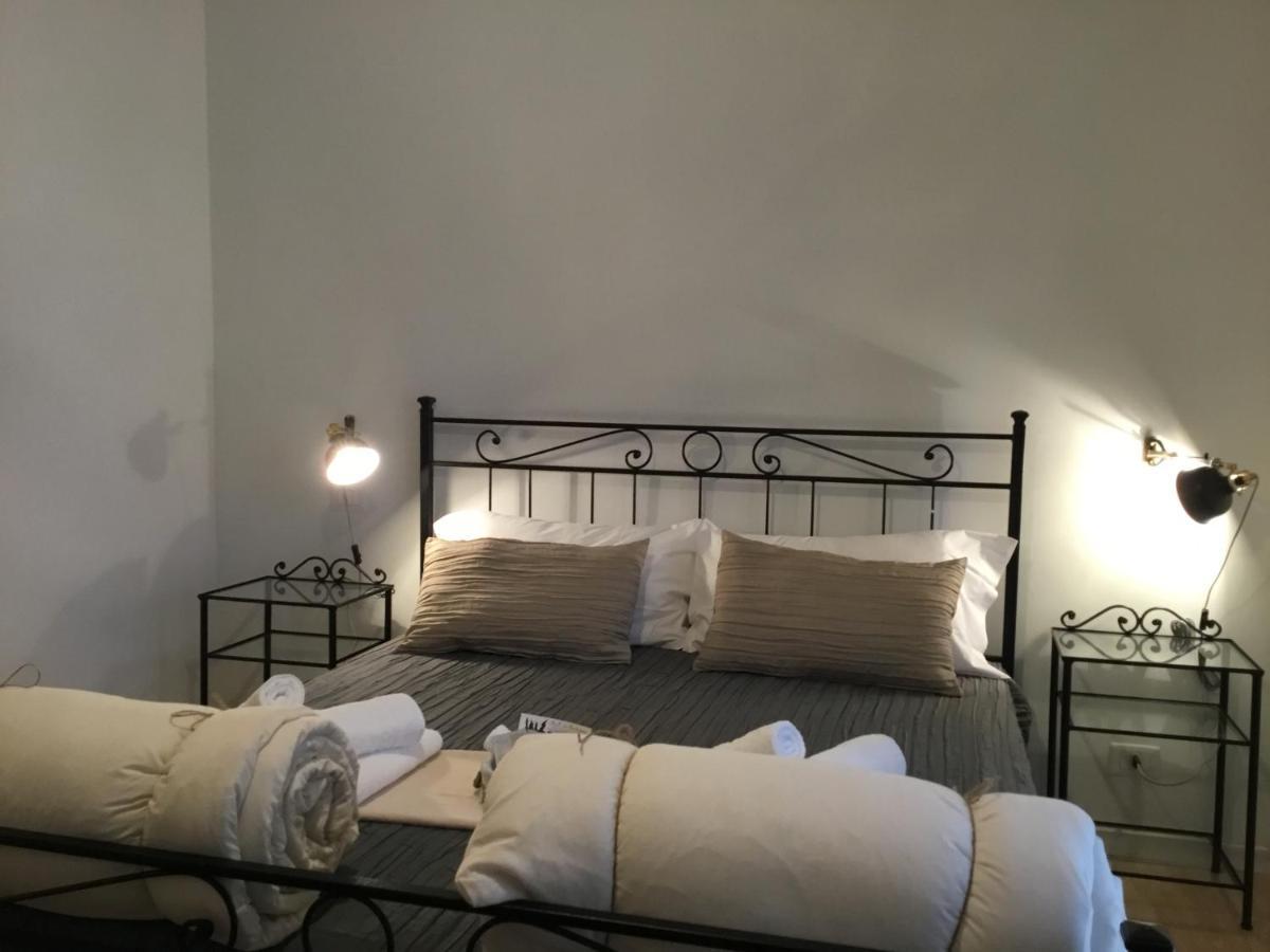 Le Fate Suites Rome Ruang foto
